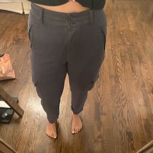 Wilfred Free modern cargo pant charcoal